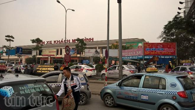 Cận Tết, bến xe Mỹ Đình càng vắng khách ảnh 1